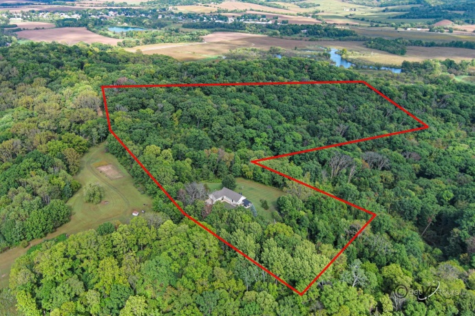 9109 Hanover Hill Road, HANOVER, Illinois 61041, 4 Bedrooms Bedrooms, ,3 BathroomsBathrooms,House,For Sale,Hanover Hill Road,202601228