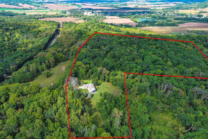 9109 Hanover Hill Road, HANOVER, Illinois 61041, 4 Bedrooms Bedrooms, ,3 BathroomsBathrooms,House,For Sale,Hanover Hill Road,202601228