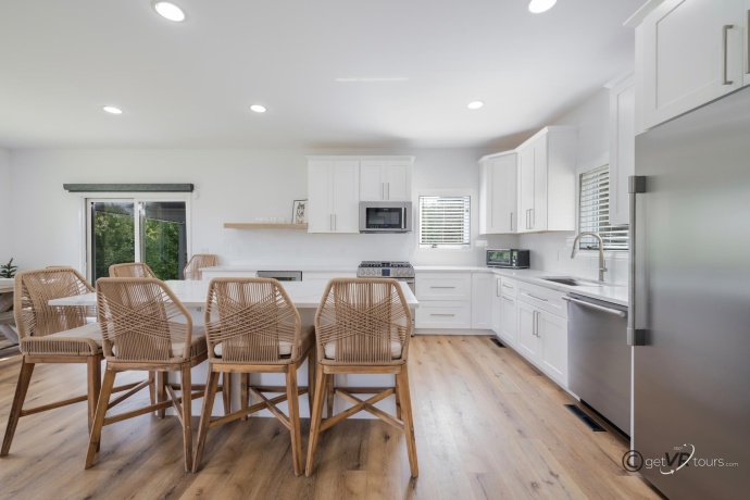 9109 Hanover Hill Road, HANOVER, Illinois 61041, 4 Bedrooms Bedrooms, ,3 BathroomsBathrooms,House,For Sale,Hanover Hill Road,202601228