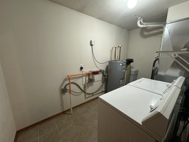 410 Pine White, ROSCOE, Illinois 61073, 2 Bedrooms Bedrooms, ,2 BathroomsBathrooms,Condominium,For Sale,Pine White,202601229