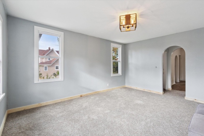 918 3rd, ROCKFORD, Illinois 61104, 3 Bedrooms Bedrooms, ,1 BathroomBathrooms,House,For Sale,3rd,202505954