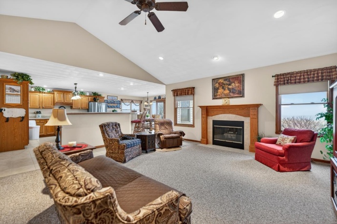 10023 AUBURN, WINNEBAGO, Illinois 61088, 3 Bedrooms Bedrooms, ,3 BathroomsBathrooms,House,For Sale,AUBURN,202601232