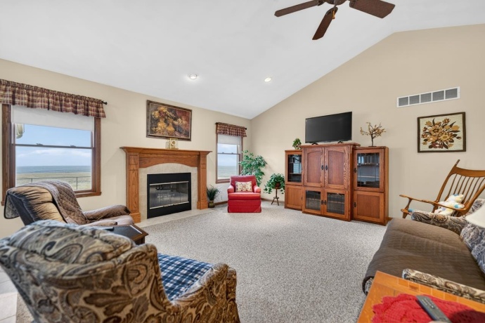 10023 AUBURN, WINNEBAGO, Illinois 61088, 3 Bedrooms Bedrooms, ,3 BathroomsBathrooms,House,For Sale,AUBURN,202601232