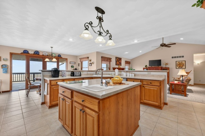 10023 AUBURN, WINNEBAGO, Illinois 61088, 3 Bedrooms Bedrooms, ,3 BathroomsBathrooms,House,For Sale,AUBURN,202601232