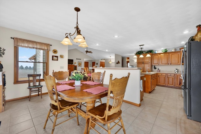 10023 AUBURN, WINNEBAGO, Illinois 61088, 3 Bedrooms Bedrooms, ,3 BathroomsBathrooms,House,For Sale,AUBURN,202601232