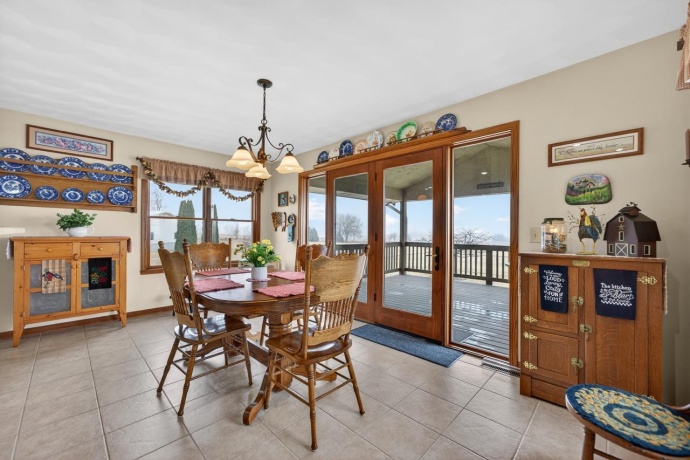 10023 AUBURN, WINNEBAGO, Illinois 61088, 3 Bedrooms Bedrooms, ,3 BathroomsBathrooms,House,For Sale,AUBURN,202601232