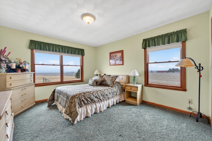 10023 AUBURN, WINNEBAGO, Illinois 61088, 3 Bedrooms Bedrooms, ,3 BathroomsBathrooms,House,For Sale,AUBURN,202601232