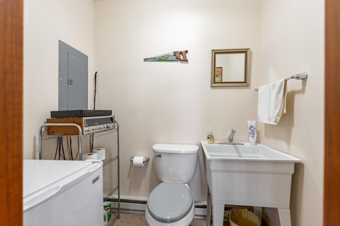 10023 AUBURN, WINNEBAGO, Illinois 61088, 3 Bedrooms Bedrooms, ,3 BathroomsBathrooms,House,For Sale,AUBURN,202601232