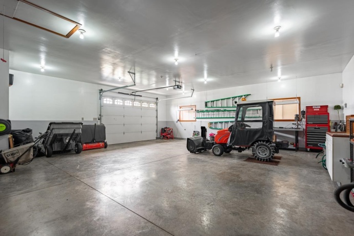 10023 AUBURN, WINNEBAGO, Illinois 61088, 3 Bedrooms Bedrooms, ,3 BathroomsBathrooms,House,For Sale,AUBURN,202601232