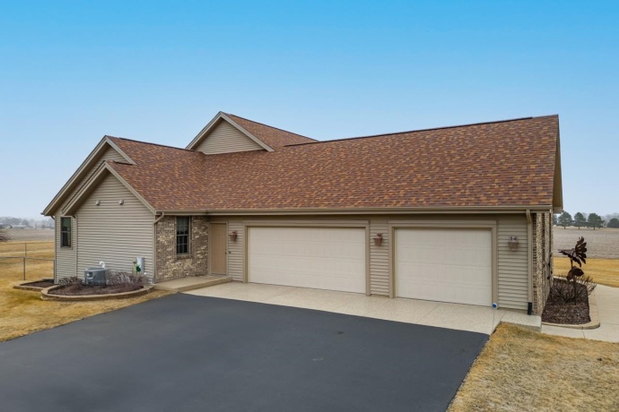 10023 AUBURN, WINNEBAGO, Illinois 61088, 3 Bedrooms Bedrooms, ,3 BathroomsBathrooms,House,For Sale,AUBURN,202601232