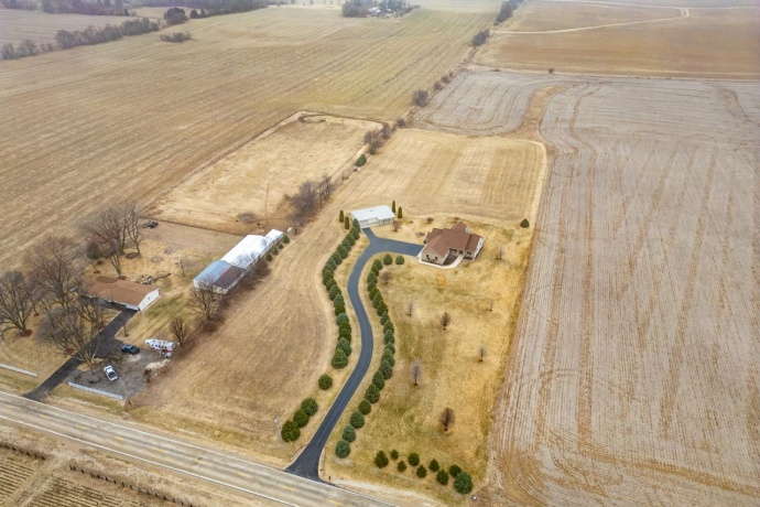 10023 AUBURN, WINNEBAGO, Illinois 61088, 3 Bedrooms Bedrooms, ,3 BathroomsBathrooms,House,For Sale,AUBURN,202601232