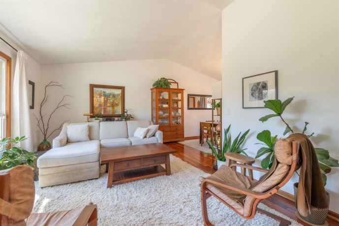 2210 Country, FREEPORT, Illinois 61032, 4 Bedrooms Bedrooms, ,3 BathroomsBathrooms,House,For Sale,Country,202601234