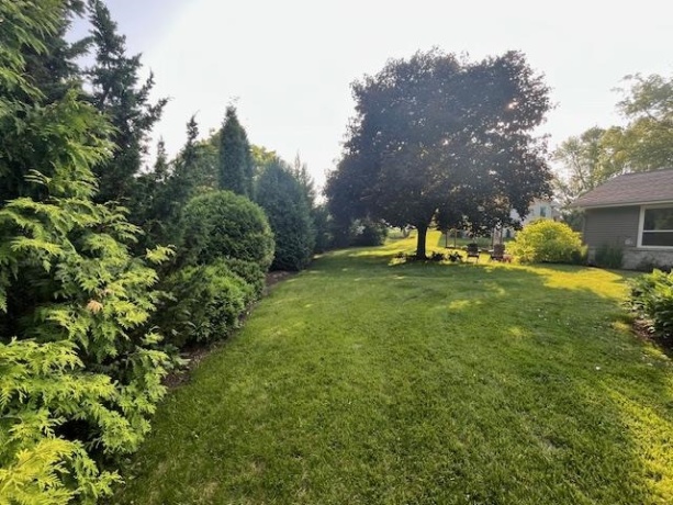 2210 Country, FREEPORT, Illinois 61032, 4 Bedrooms Bedrooms, ,3 BathroomsBathrooms,House,For Sale,Country,202601234