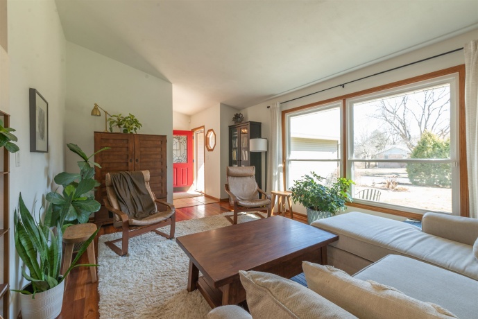 2210 Country, FREEPORT, Illinois 61032, 4 Bedrooms Bedrooms, ,3 BathroomsBathrooms,House,For Sale,Country,202601234