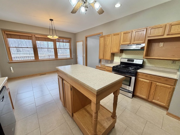 3833 Pepper, ROCKFORD, Illinois 61114, 4 Bedrooms Bedrooms, ,3 BathroomsBathrooms,House,For Sale,Pepper,202601236