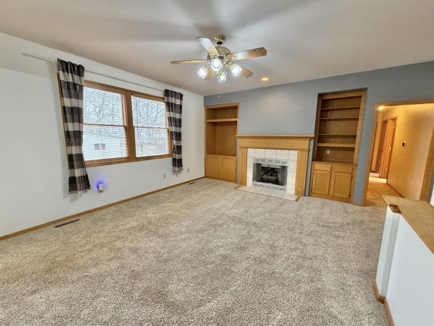 3833 Pepper, ROCKFORD, Illinois 61114, 4 Bedrooms Bedrooms, ,3 BathroomsBathrooms,House,For Sale,Pepper,202601236