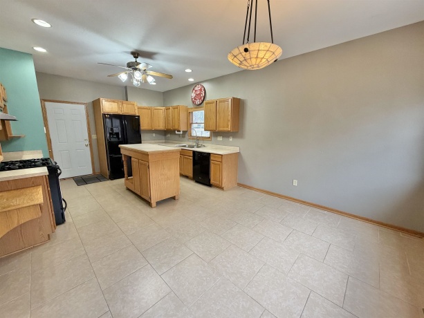 3833 Pepper, ROCKFORD, Illinois 61114, 4 Bedrooms Bedrooms, ,3 BathroomsBathrooms,House,For Sale,Pepper,202601236