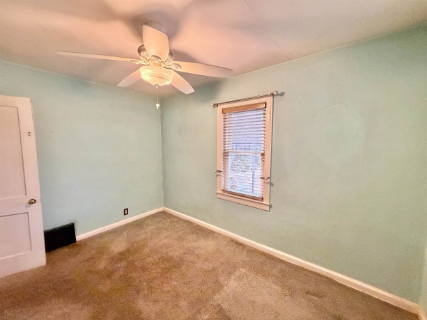 1506 Victoria, ROCKFORD, Illinois 61102, 3 Bedrooms Bedrooms, ,1 BathroomBathrooms,House,For Sale,Victoria,202601237