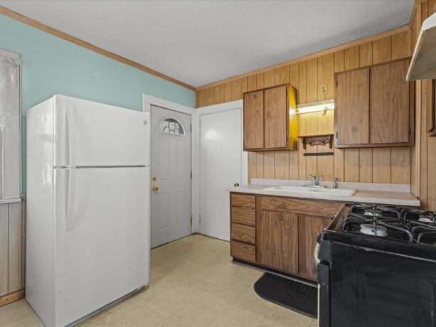 2710 Kinsey, ROCKFORD, Illinois 61109, 2 Bedrooms Bedrooms, ,1 BathroomBathrooms,House,For Sale,Kinsey,202601239