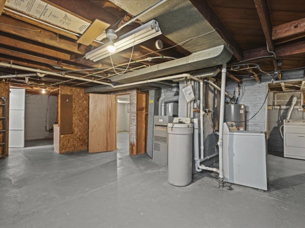 2710 Kinsey, ROCKFORD, Illinois 61109, 2 Bedrooms Bedrooms, ,1 BathroomBathrooms,House,For Sale,Kinsey,202601239