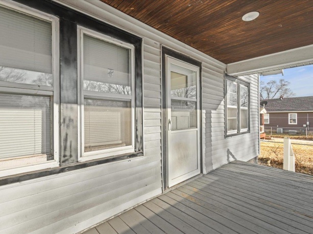 2710 Kinsey, ROCKFORD, Illinois 61109, 2 Bedrooms Bedrooms, ,1 BathroomBathrooms,House,For Sale,Kinsey,202601239