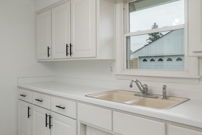 1231 VAN STONE, MACHESNEY PARK, Illinois 61115, 3 Bedrooms Bedrooms, ,1 BathroomBathrooms,House,For Sale,VAN STONE,202601241