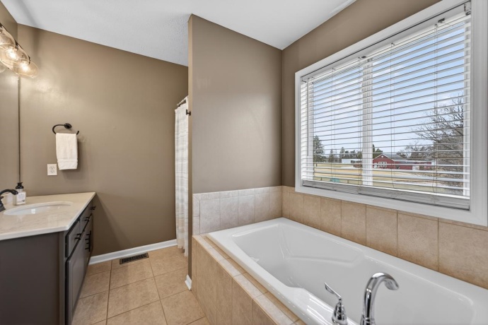 874 CROSWELL, ROCKTON, Illinois 61072, 3 Bedrooms Bedrooms, ,2 BathroomsBathrooms,House,For Sale,CROSWELL,202601243