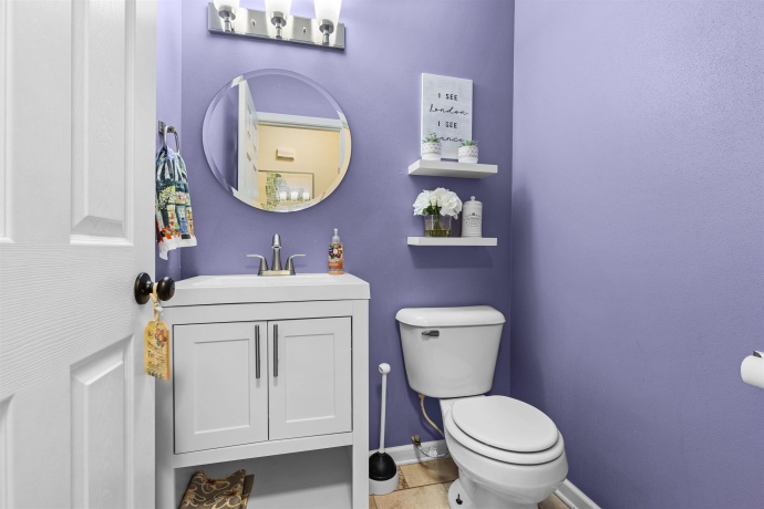 5936 SANDRINGHAM, ROCKFORD, Illinois 61107, 3 Bedrooms Bedrooms, ,2 BathroomsBathrooms,House,For Sale,SANDRINGHAM,202601244