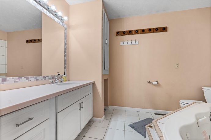 5936 SANDRINGHAM, ROCKFORD, Illinois 61107, 3 Bedrooms Bedrooms, ,2 BathroomsBathrooms,House,For Sale,SANDRINGHAM,202601244