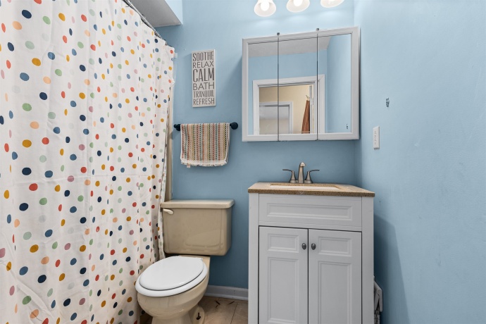 5936 SANDRINGHAM, ROCKFORD, Illinois 61107, 3 Bedrooms Bedrooms, ,2 BathroomsBathrooms,House,For Sale,SANDRINGHAM,202601244