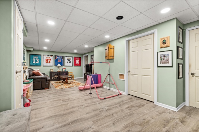 5936 SANDRINGHAM, ROCKFORD, Illinois 61107, 3 Bedrooms Bedrooms, ,2 BathroomsBathrooms,House,For Sale,SANDRINGHAM,202601244