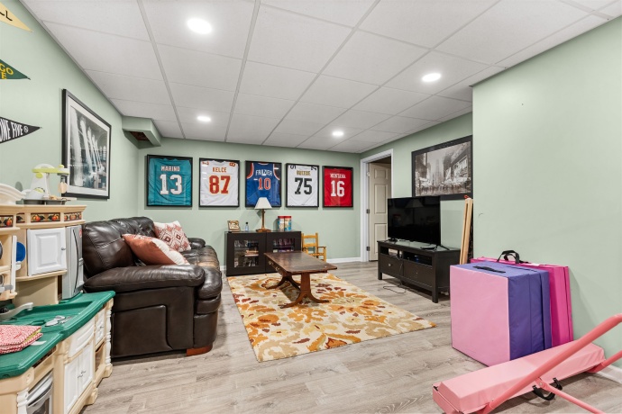 5936 SANDRINGHAM, ROCKFORD, Illinois 61107, 3 Bedrooms Bedrooms, ,2 BathroomsBathrooms,House,For Sale,SANDRINGHAM,202601244