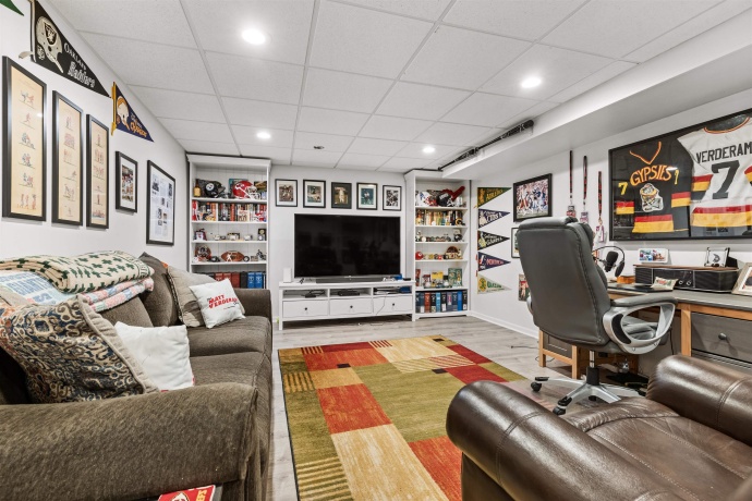 5936 SANDRINGHAM, ROCKFORD, Illinois 61107, 3 Bedrooms Bedrooms, ,2 BathroomsBathrooms,House,For Sale,SANDRINGHAM,202601244