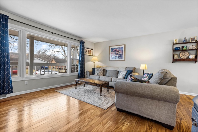 5936 SANDRINGHAM, ROCKFORD, Illinois 61107, 3 Bedrooms Bedrooms, ,2 BathroomsBathrooms,House,For Sale,SANDRINGHAM,202601244