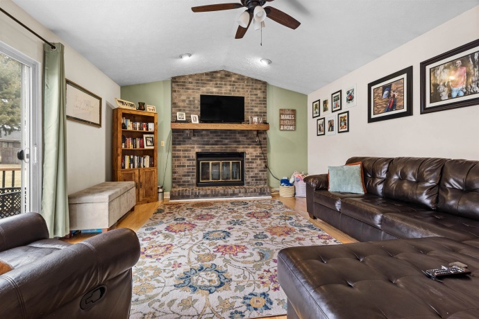 5936 SANDRINGHAM, ROCKFORD, Illinois 61107, 3 Bedrooms Bedrooms, ,2 BathroomsBathrooms,House,For Sale,SANDRINGHAM,202601244