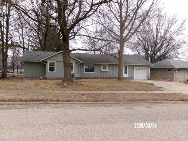 321 Meltzer, WALNUT, Illinois 61376, 2 Bedrooms Bedrooms, ,1 BathroomBathrooms,House,For Sale,Meltzer,202601246