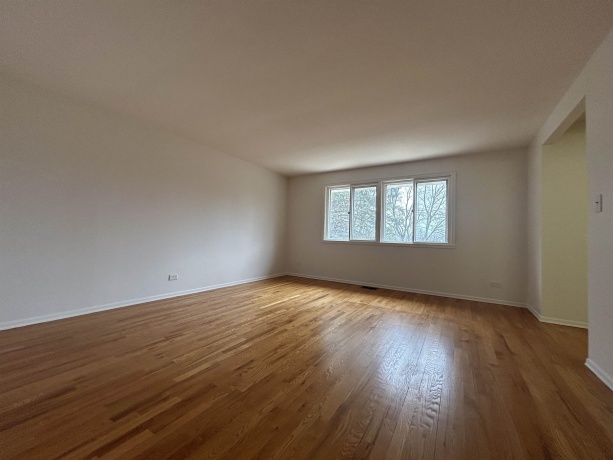 235 QUINCY, SCHAUMBURG, Illinois 60193, 4 Bedrooms Bedrooms, ,2 BathroomsBathrooms,House,For Sale,QUINCY,202601248