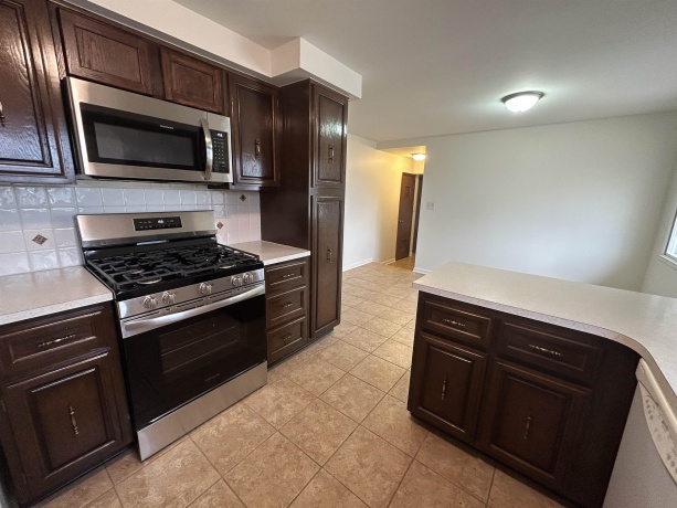 235 QUINCY, SCHAUMBURG, Illinois 60193, 4 Bedrooms Bedrooms, ,2 BathroomsBathrooms,House,For Sale,QUINCY,202601248