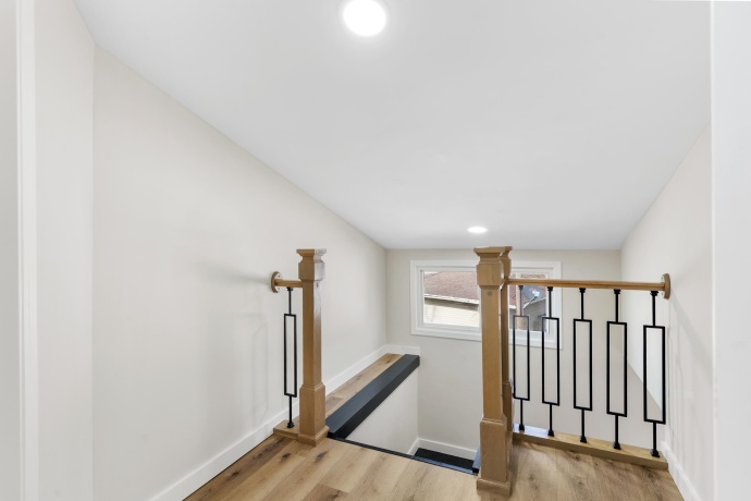 620 17th, ROCKFORD, Illinois 61104, 3 Bedrooms Bedrooms, ,2 BathroomsBathrooms,House,For Sale,17th,202601249