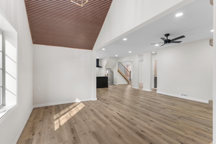 620 17th, ROCKFORD, Illinois 61104, 3 Bedrooms Bedrooms, ,2 BathroomsBathrooms,House,For Sale,17th,202601249