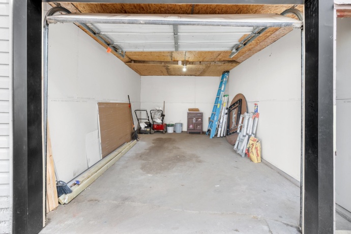 620 17th, ROCKFORD, Illinois 61104, 3 Bedrooms Bedrooms, ,2 BathroomsBathrooms,House,For Sale,17th,202601249