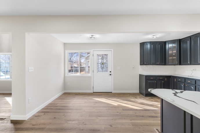 620 17th, ROCKFORD, Illinois 61104, 3 Bedrooms Bedrooms, ,2 BathroomsBathrooms,House,For Sale,17th,202601249