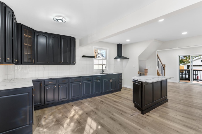 620 17th, ROCKFORD, Illinois 61104, 3 Bedrooms Bedrooms, ,2 BathroomsBathrooms,House,For Sale,17th,202601249