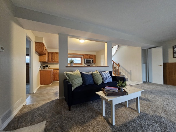 808 Crest View, BYRON, Illinois 61010, 4 Bedrooms Bedrooms, ,2 BathroomsBathrooms,House,For Sale,Crest View,202601251