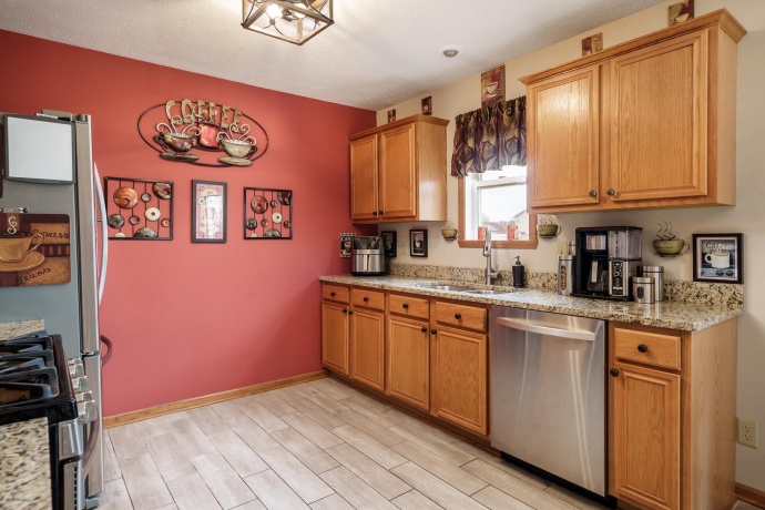 5209 Grand Cape, ROCKFORD, Illinois 61109, 3 Bedrooms Bedrooms, ,2 BathroomsBathrooms,House,For Sale,Grand Cape,202601258