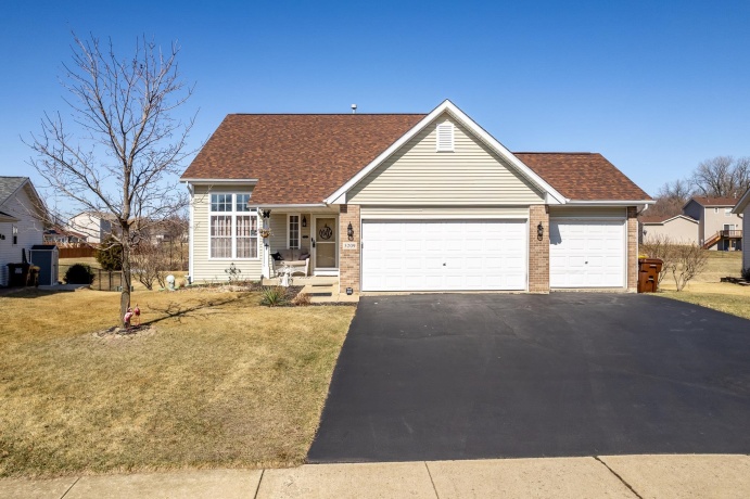 5209 Grand Cape, ROCKFORD, Illinois 61109, 3 Bedrooms Bedrooms, ,2 BathroomsBathrooms,House,For Sale,Grand Cape,202601258