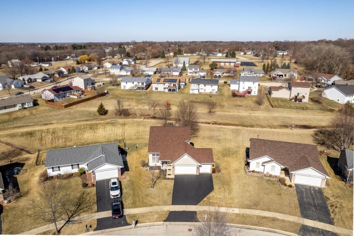 5209 Grand Cape, ROCKFORD, Illinois 61109, 3 Bedrooms Bedrooms, ,2 BathroomsBathrooms,House,For Sale,Grand Cape,202601258