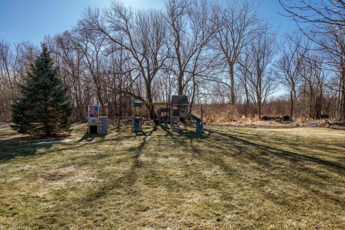 651 GENOA, CHERRY VALLEY, Illinois 61016, 4 Bedrooms Bedrooms, ,3 BathroomsBathrooms,House,For Sale,GENOA,202601048