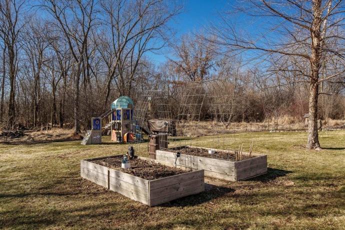 651 GENOA, CHERRY VALLEY, Illinois 61016, 4 Bedrooms Bedrooms, ,3 BathroomsBathrooms,House,For Sale,GENOA,202601048