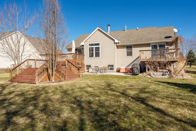 651 GENOA, CHERRY VALLEY, Illinois 61016, 4 Bedrooms Bedrooms, ,3 BathroomsBathrooms,House,For Sale,GENOA,202601048